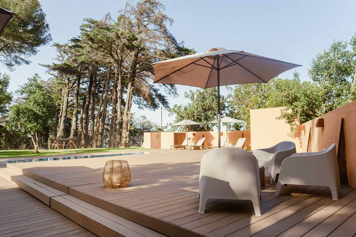 ohana-hotel-rural-la-esperanza-life-style-piscina-terraza